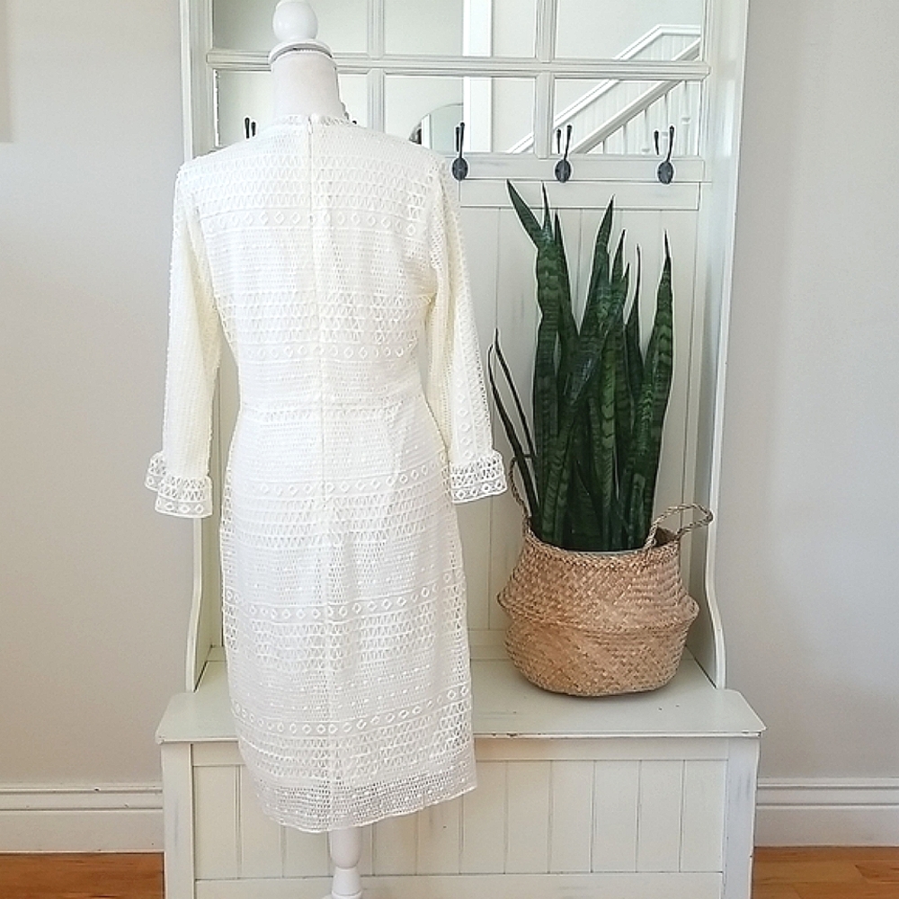 Stunning Off White Fitted  Lace Midi Dress - Picture 5 of 12